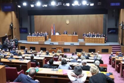 U Saboru moraju ‘potegnuti’ oko 300 amandmana, glasanje u ponedjeljak pa svi na odmor