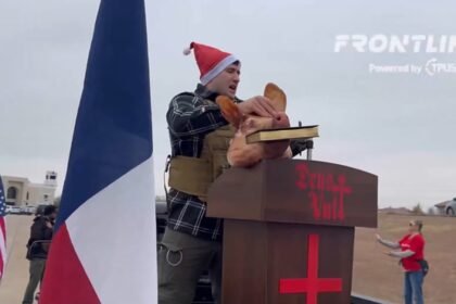 Monstruozni napad u SAD-u: Poznati radikal Kur’anom u ustima svinje provocirao muslimane