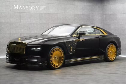 Mansory predstavio Rolls-Royce Spectre Equista ukrašen zlatom