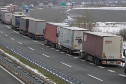 VRIJEME PROLAZI, A GUBICI RASTU: BiH zbog ‘gušenja’ na granicama gubi milijardu maraka godišnje