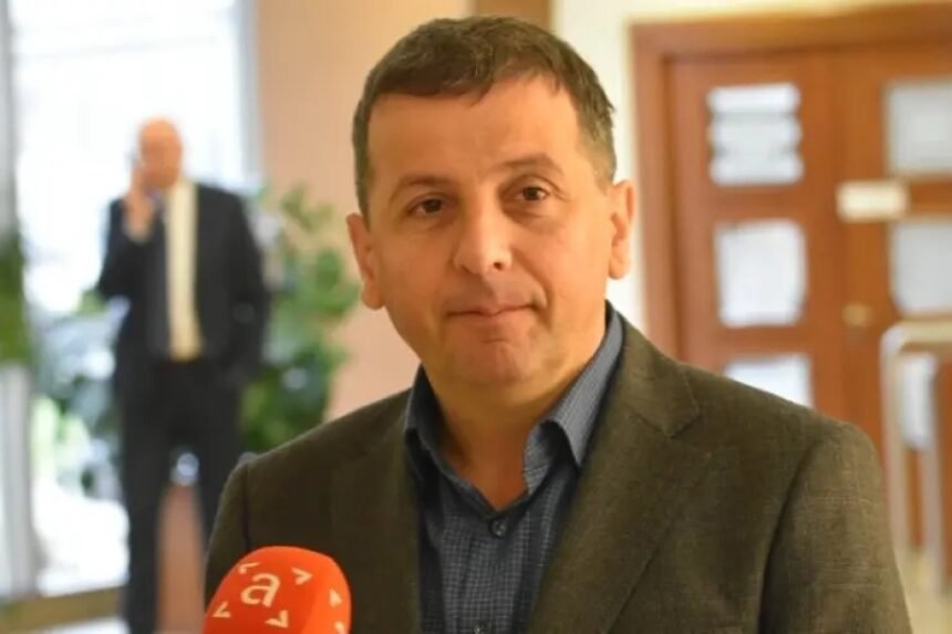 ŠTA SE TO KUHA U RS: Stanivuković nezadovoljan potezom Vukanovića, a evo šta je SDS odlučio