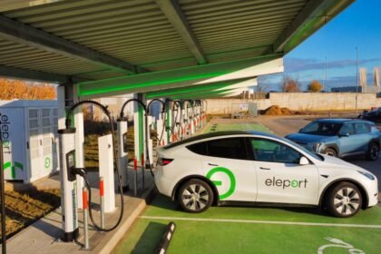 Eleport otvorio najveći hub punionica za električne aute u King Cross Zagreb