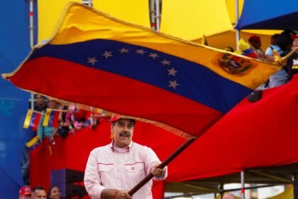 SAD sankcionira porodicu venecuelanskog Madura, 6 naftnih tankera u novoj akciji