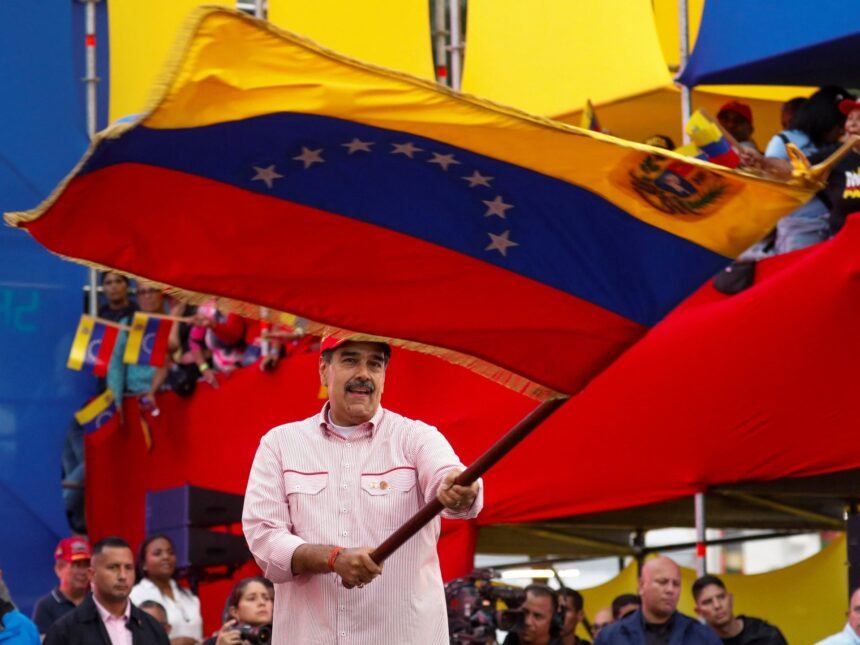 SAD sankcionira porodicu venecuelanskog Madura, 6 naftnih tankera u novoj akciji