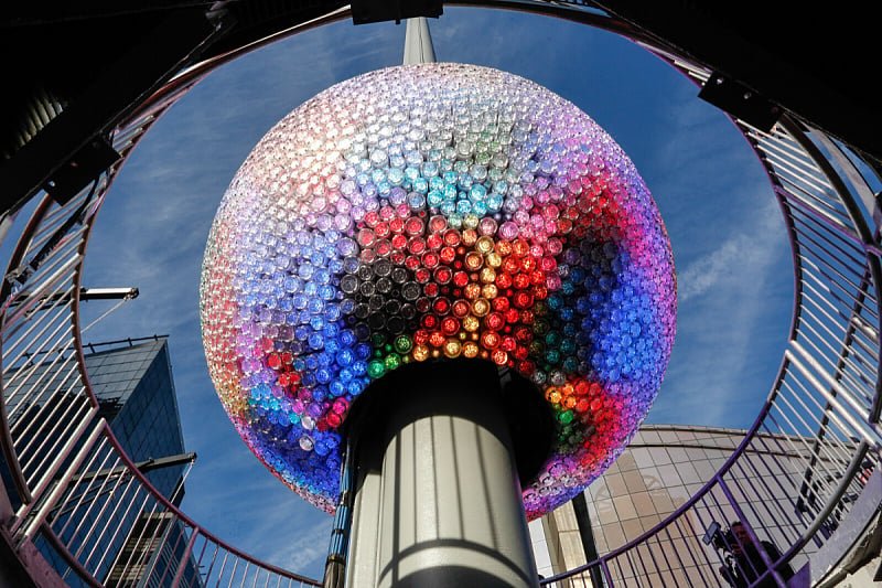 Ikonska novogodišnja kugla na Times Squareu će ove godine biti ukrašena bojama američke zastave