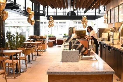 ODLUKA JE PALA: Popularni lanac zatvara na stotine svojih kafića, razlog je…