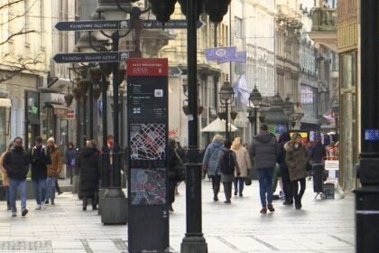 Građani i EU, između prednosti i zabluda – “mogu li ispeći rakiju u svom dvorištu”