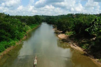 Klizište u Peruu potopilo dva riječna broda, usmrtilo 12 osoba