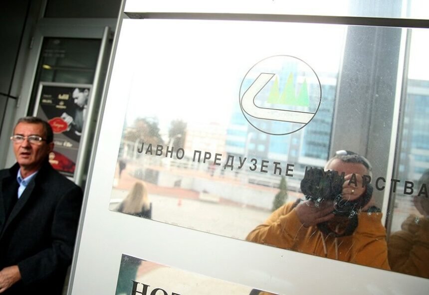 ŠUME SRPSKE: Radnici na čekanju, preduzeće u gubicima, a rukovodioci u restoranima