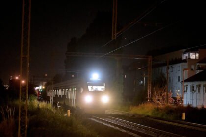 Tragedija u Slavoniji: Vlak na pružnom prijelazu naletio na osobu, poginula je