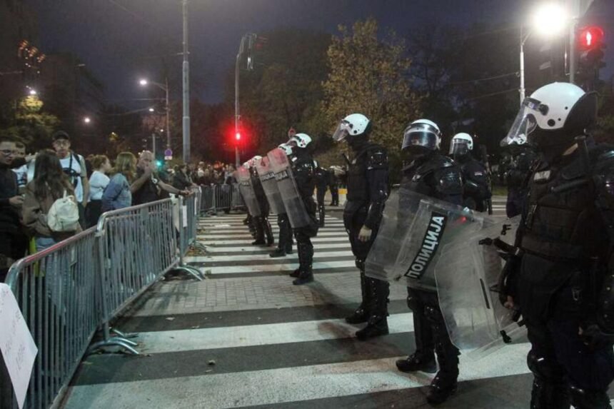 Blokada Filozofskog u Novom Sadu završila intervencijom policije