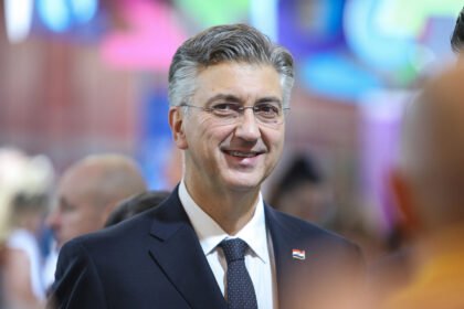 Plenkoviću stiglo priznanje iz inozemstva: Ponovno izabran za potpredsjednika Centrističke demokratske internacionale