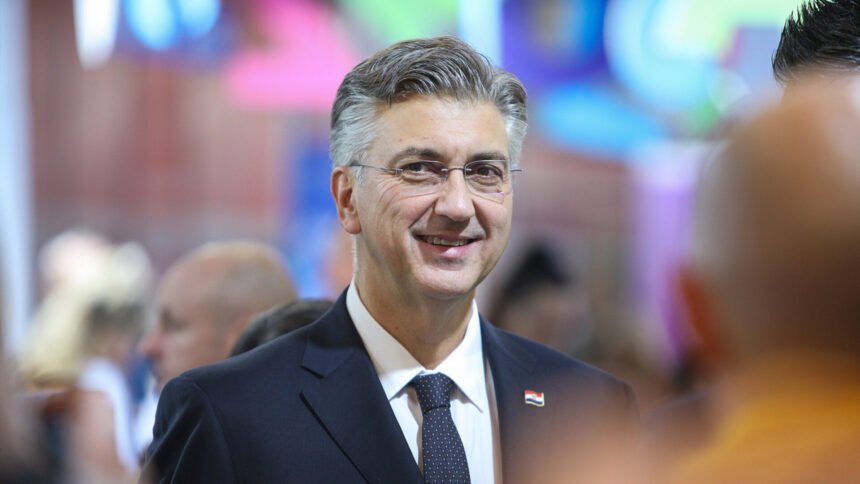 Plenkoviću stiglo priznanje iz inozemstva: Ponovno izabran za potpredsjednika Centrističke demokratske internacionale