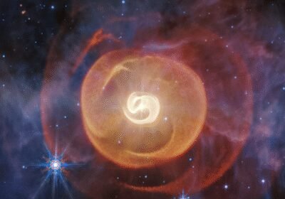 Teleskop Webb otkrio tajnu treće zvijezde u egzotičnom sustavu i prvi snimio četiri ljuske oko njih