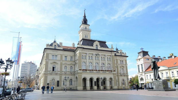 Evropski poslanik Prebilič u Novom Sadu sa aktivistima optuženim za rušenje ustavnog poretka