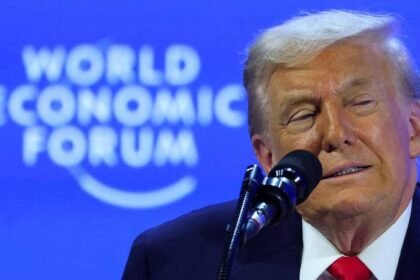 Trump: ‘Dajete naftu Kubi? E, nećete, stižu vam veće carine!’