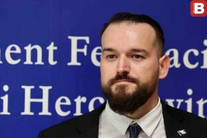 RECEPT IZ RS U SARAJEVU: Zašto Federalna vlada kopira loše politike dok radnici bježe na Zapad? (VIDEO)