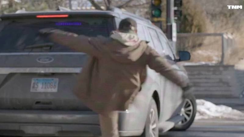 Pojavila se nova snimka. Pretti i agenti ICE-a sukobili su se 11 dana prije nego su ga usmrtili