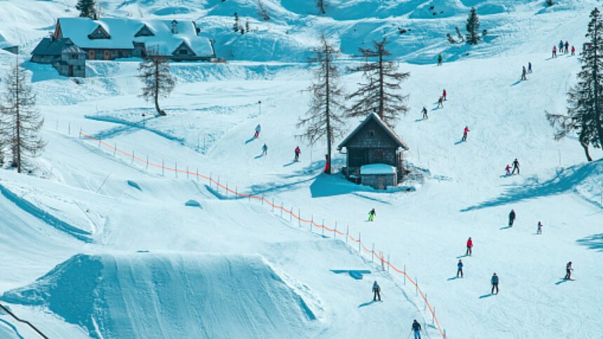 Horor na skijalištu: Otac skijao sa sinom (6), poginuo na licu mjesta