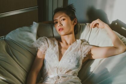 Dnevni horoskop za 23. decembar 2025: Ove znakove očekuju sudbonosne transformacije