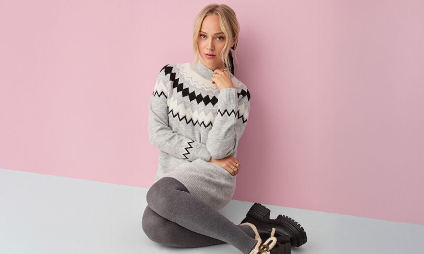 Praznici kod kuće: Udobna kućna odeća za mamu i bebu + novogodišnje „šljokice“ bez preterivanja