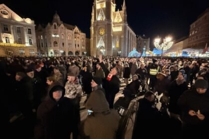 Studentski protest “Šta znači pobeda” na Trgu slobode u Novom Sadu