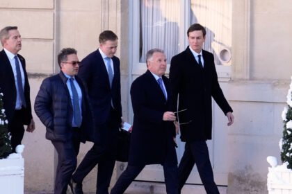 Trumpovi izaslanici u Davosu dva sata bili na sastanku s Rusima o Ukrajini