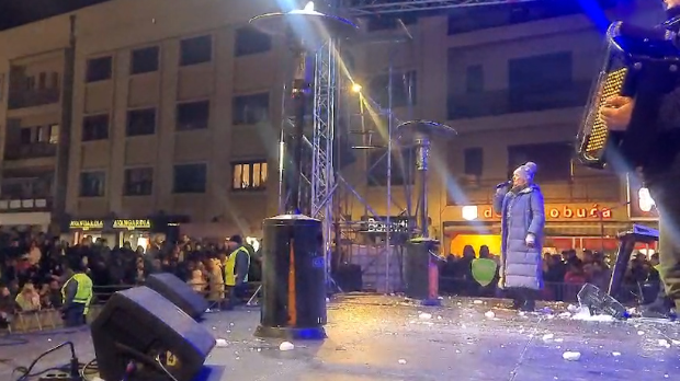 Privedene su četiri osobe osumnjičene da su Anu Bekutu gađale ledenicama