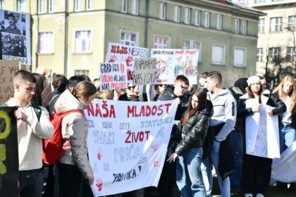 ŠESTI DAN PROTESTA U SARAJEVU: Ako ćemo ostati ovdje, moramo napraviti državu u kojoj će to biti moguće
