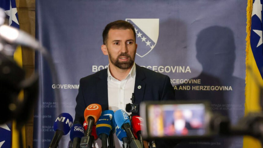 Delić: Patriotski je ne prenositi 1. mart na ponedjeljak, Vlada FBiH: Ponedjeljak je neradni dan