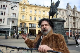 Umro je hrvatski fotograf, novinar i najekscentričniji beskućnik u Hrvatskoj