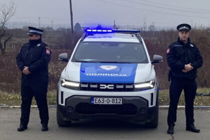 Žena i muškarci se tukli ispred ugostiteljskog objekta u Prijedoru, tri osobe povrijeđene