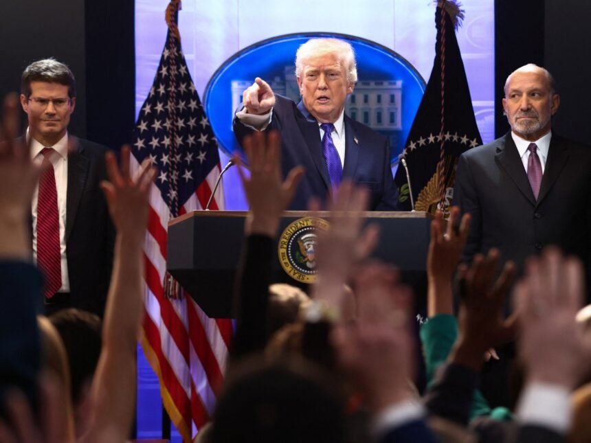 Trump će podići američke globalne carine sa 10 na 15 posto nakon presude Vrhovnog suda