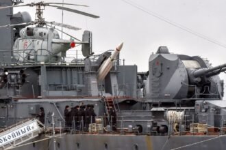 Zvaničnik Kremlja kaže da će ruska mornarica zaustaviti Zapadnu zapljenu trgovačkih brodova