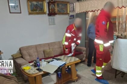 Porodica Smriko tvrdi da je Hitna pomoć došla dva sata nakon poziva: “Majka mi je preminula”